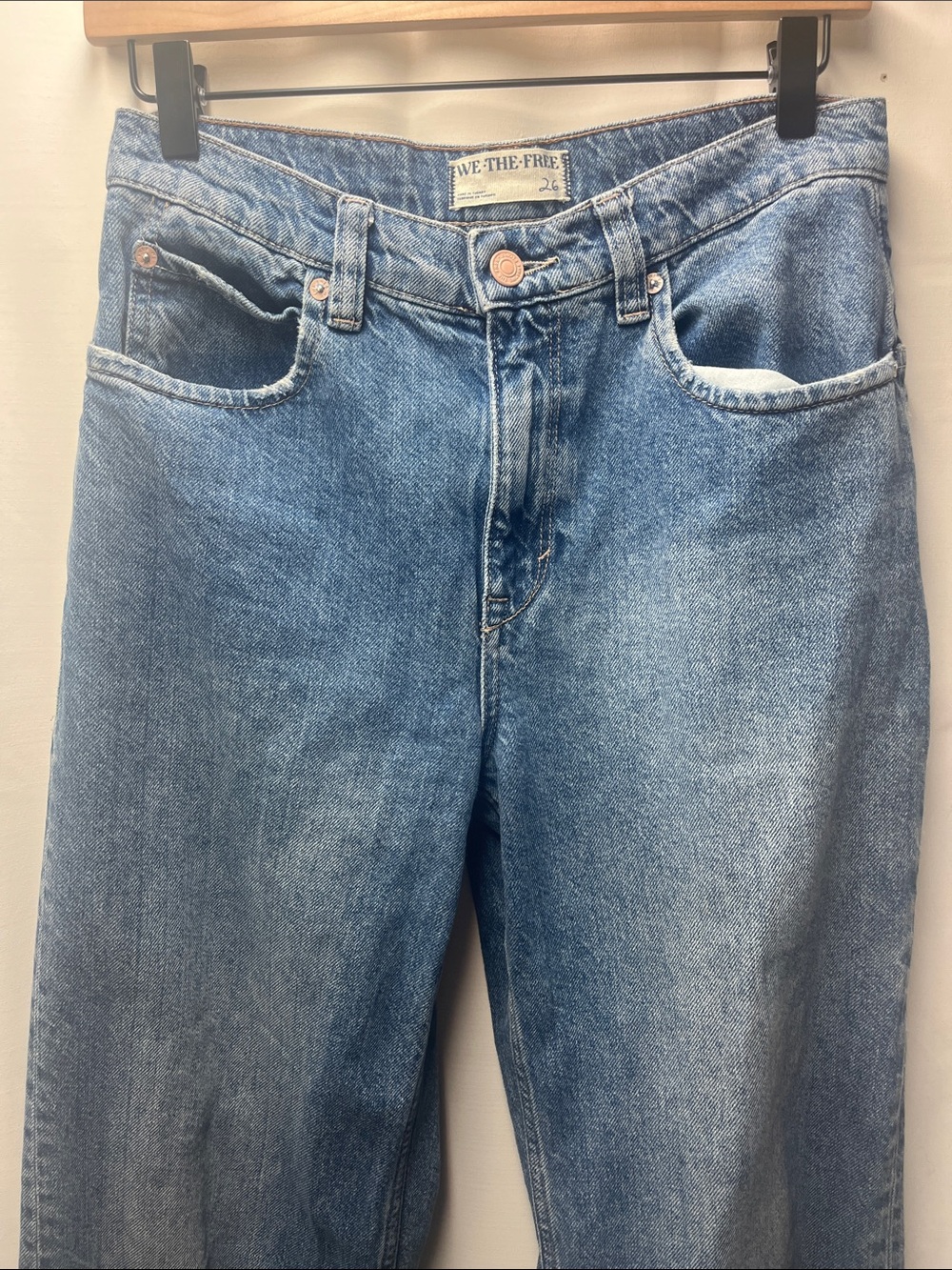 We The Free Medium Wash Blue Tinsley Baggy Mid Rise Straight Leg Jeans- 26 - Picture 4 of 7